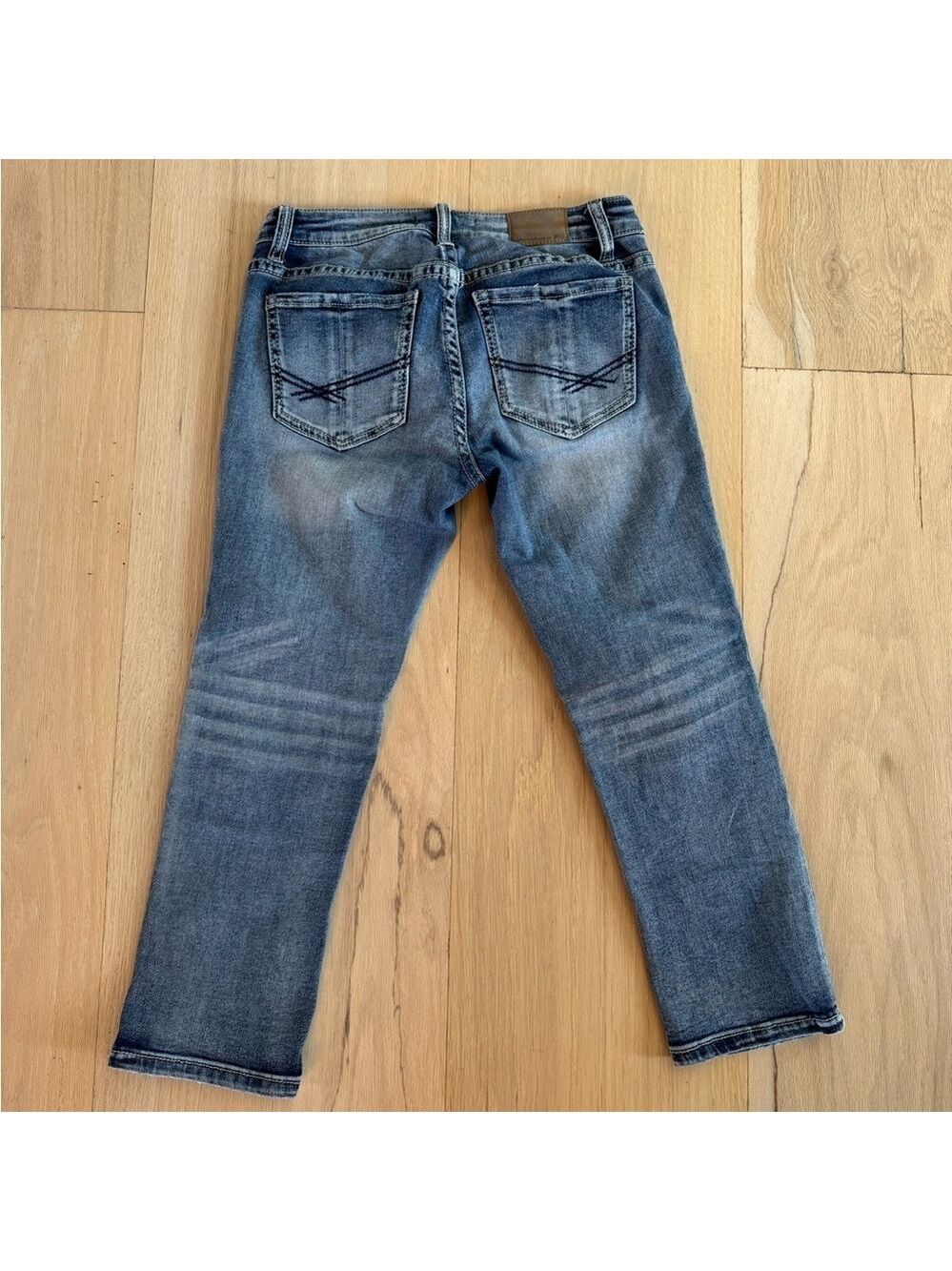 BKE Stella Slim Fit Low Rise Jeans Light Wash Size 26 - Picture 3 of 5